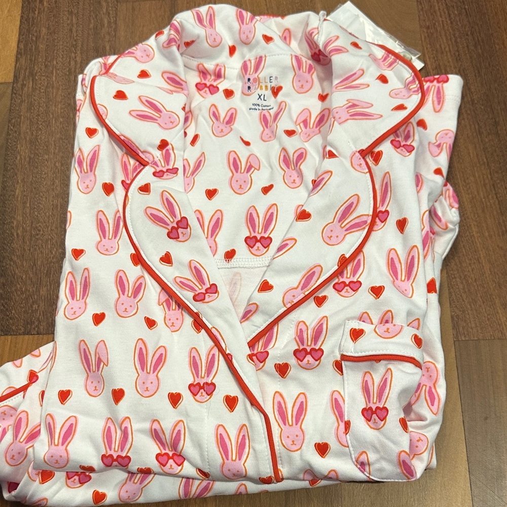Roller Rabbit White and Pink Bunny Pajama Set